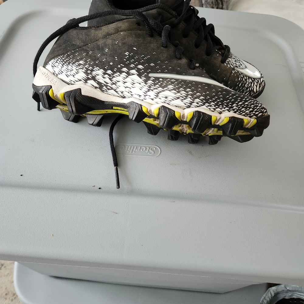 Boys Nike Cleats